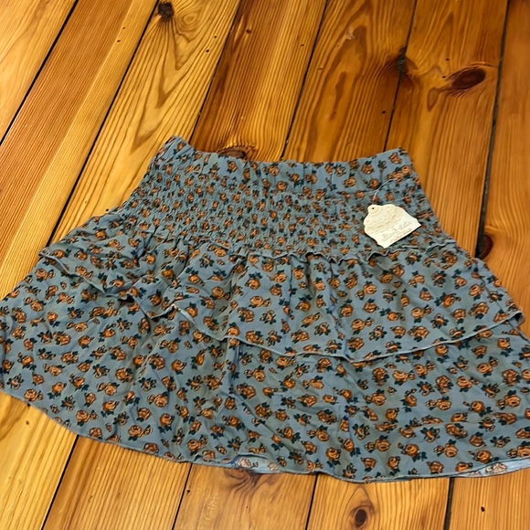 Altar'd State Dresses & Skirts - NWT altered state mini ruffle skirt